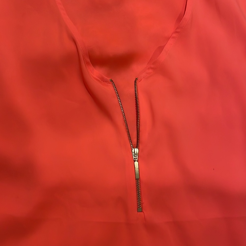 Express Zip Front Blouse - Picture 3 of 4